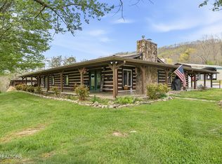 513 Nat Mullenix Rd, Rogersville, TN 37857