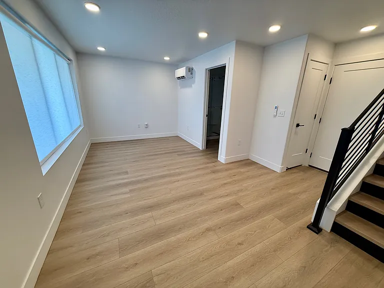 9 W Shakedown St #A-102 — Photo 13