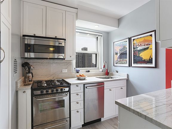 2nd image of 111 E 85th St #28F