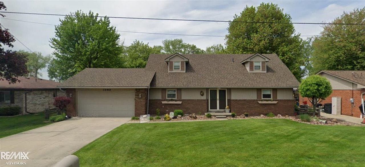 7240 Flamingo St, Algonac, MI 48001 Zillow