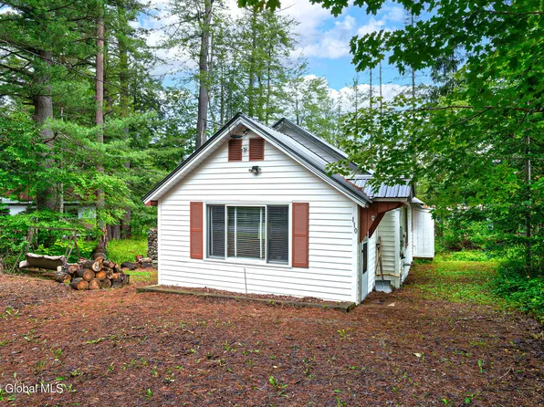 110 3rd Avenue, Caroga Lake, NY 12032