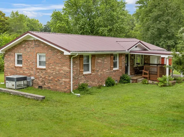 2019 Laura Dr, Clarksville, TN 37042