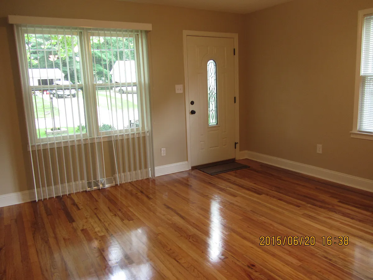Living Room - 1012 Carrie Ave