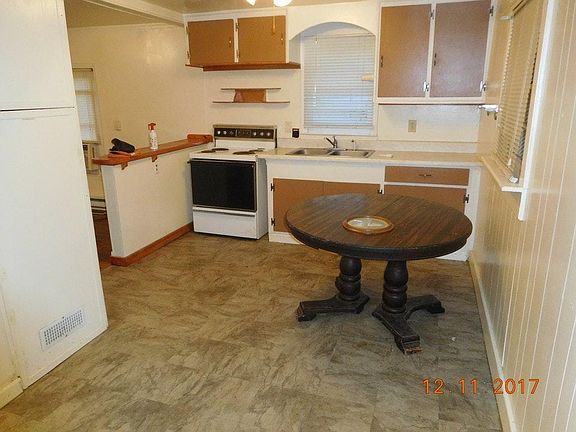 5th image of 330 Henderson St