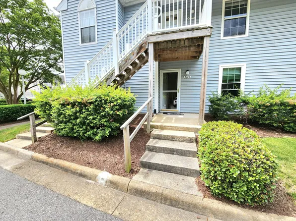 2100 Retreat Ct, Virginia Beach, VA 23454
