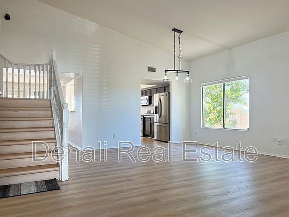 5th image of 11012 N Divot Dr