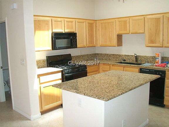4th image of 9224 Aqueduct St
