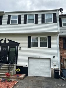 8408A Shallowcreek Rd, Liverpool, NY, 13090