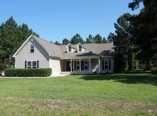 42 Winchester Rd, Waverly, GA 31565