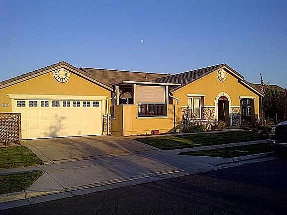 2nd image of 1705 Camacho Way