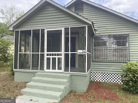 3rd image of 348 Hortman Ave