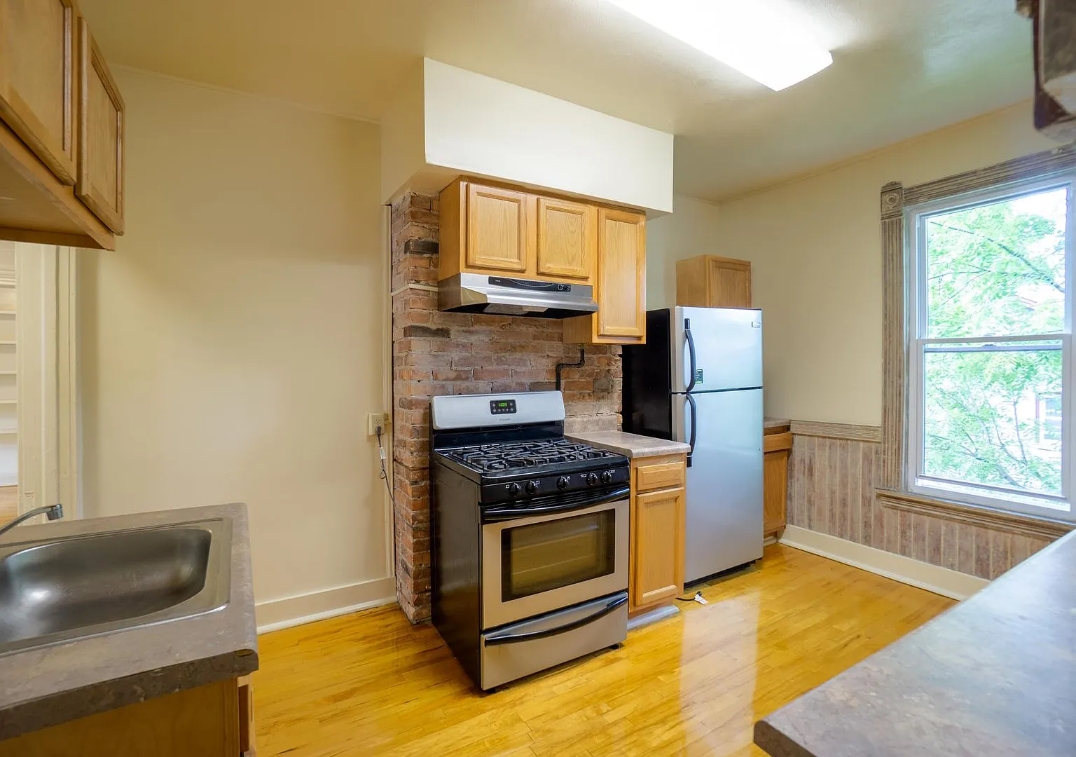 1311 Madison Apt 2 - available August 1, 2027 - Newly renovated second floor flat — Photo 1