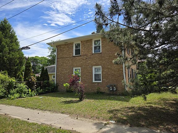 3rd image of 4974 N 91st STREET #4976