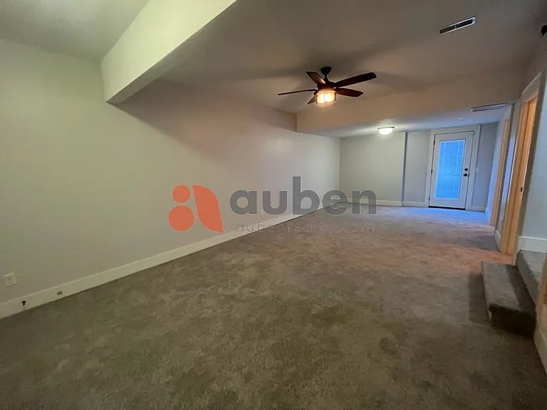 7302 Klingler Ln — Photo 16