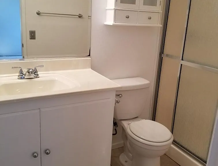 4425 Bartel Dr — Photo 5
