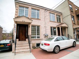 6714 Austin St, Flushing, NY 11375