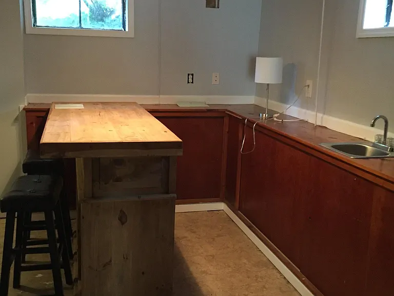 305 W Leicester St — Photo 7