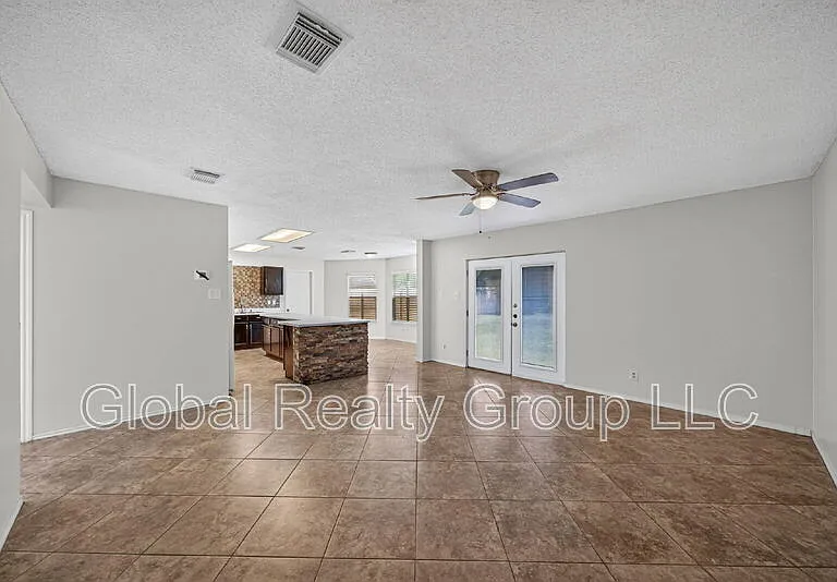 7702 Fairton Pl — Photo 12