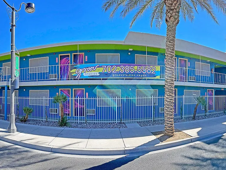 Groov Studios — Photo 20