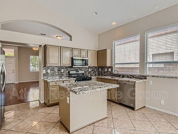 5th image of 3208 Bracknell St