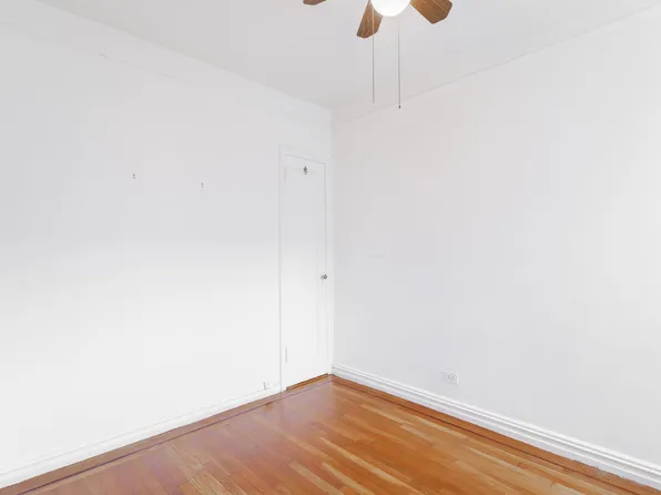 3321 Bruckner Boulevard image 5 of 7