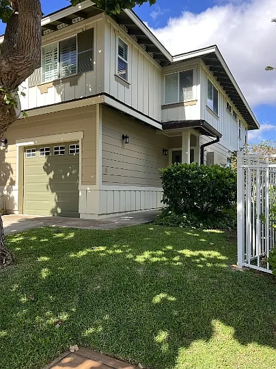 92-1524 Aliinui Dr #8
