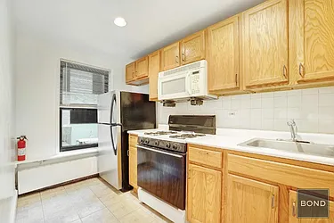 Rented by Bond New York