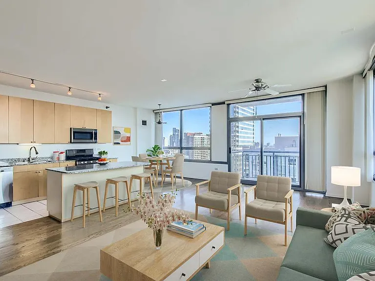 701 S Wells St #2104 — Photo 8