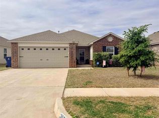 3016 Westbrook St, Chickasha, OK 73018