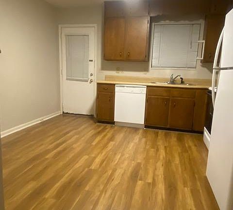 4th image of 2036 Pats Pl
