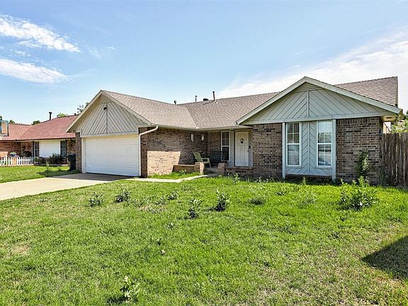 3rd image of 13108 Moccasin Ln