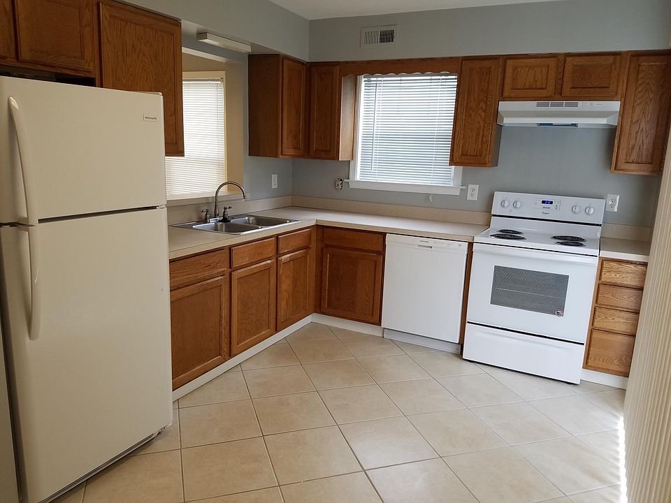 1st image of 354 Thorncliff Dr