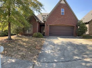 1035 Pine Valley Dr, Calera, AL 35040
