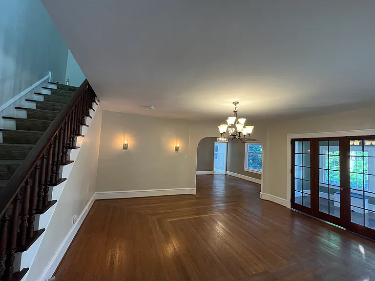 Entry room