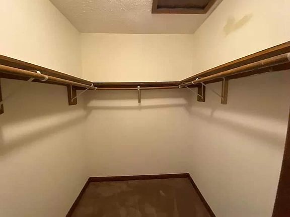 4th image of 200 A2 Rollins Dr