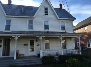 722 1/2 Winchester Ave, Martinsburg, WV 25401