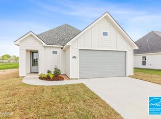 300 Long Creek Ln, Scott, LA 70583