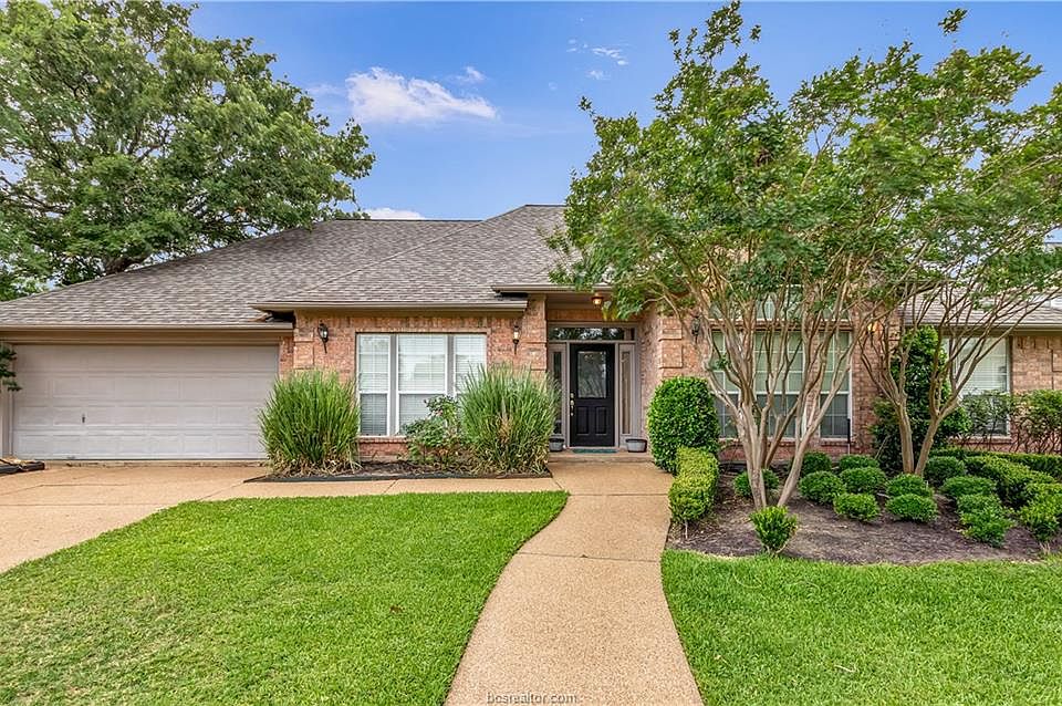 1st image of 4702 Tiffany Park Cir