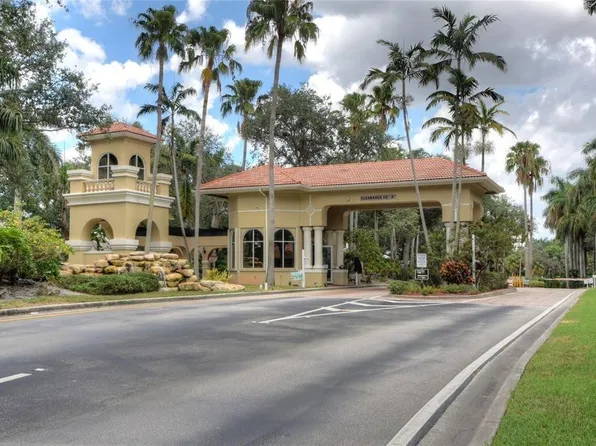 7501 NW 23rd Street, Hollywood, FL 33024