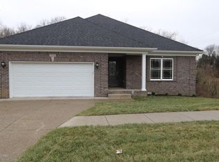 7618 Pauls View Pl, Louisville, KY 40228