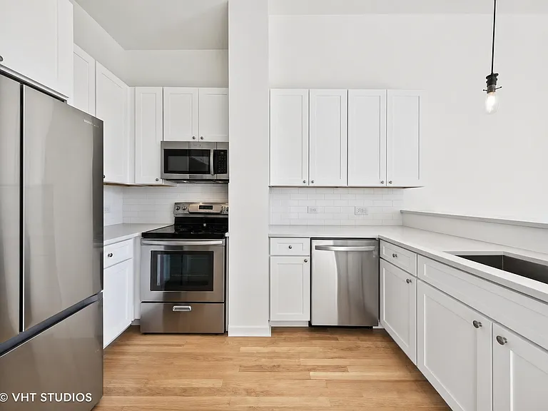1317 W Belden Ave #F2 — Photo 13