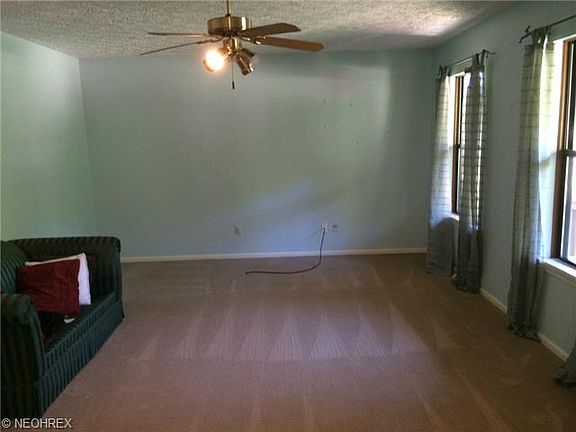 5th image of 9138 Hidden Glen Dr