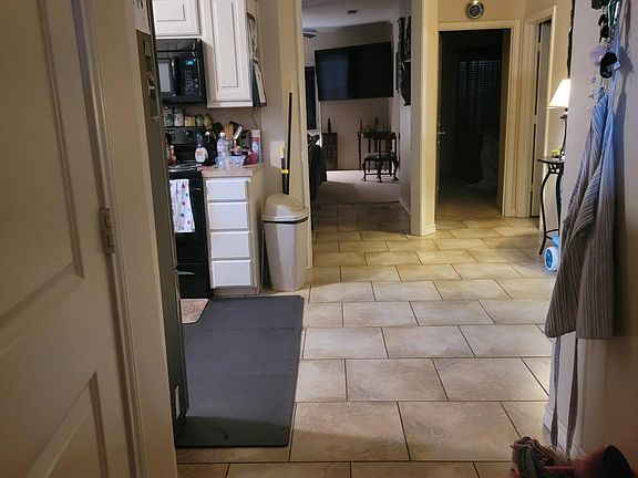 2nd image of 2321 Danley Ave #200