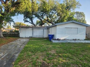 6331 Harding St, Hollywood, FL 33024