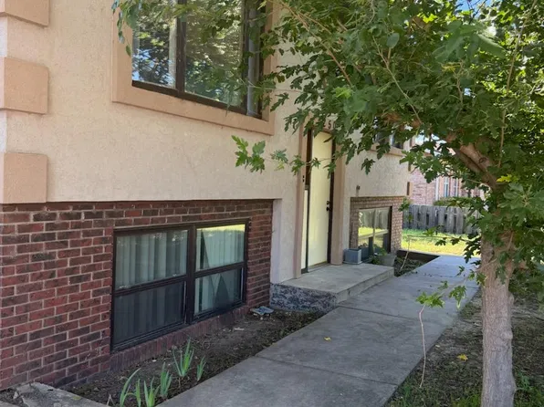1250 Charles St, Liberal, KS 67901