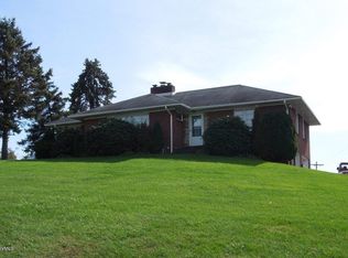 132 Baylor Rd, Watsontown, PA 17777