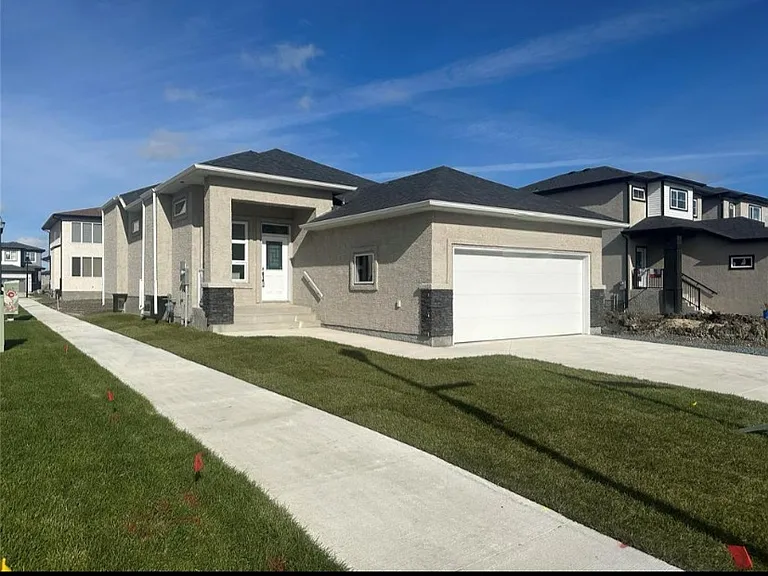 83 Eastfield Ct — Photo 12