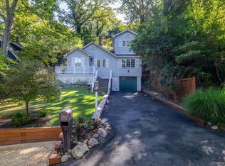 105 Willis Ave, Port Jefferson, NY 11777