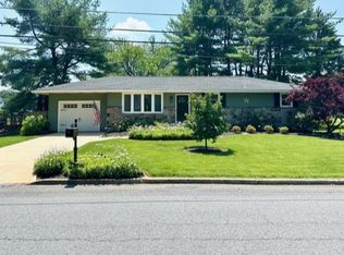 3408 Division St, Easton, PA 18045