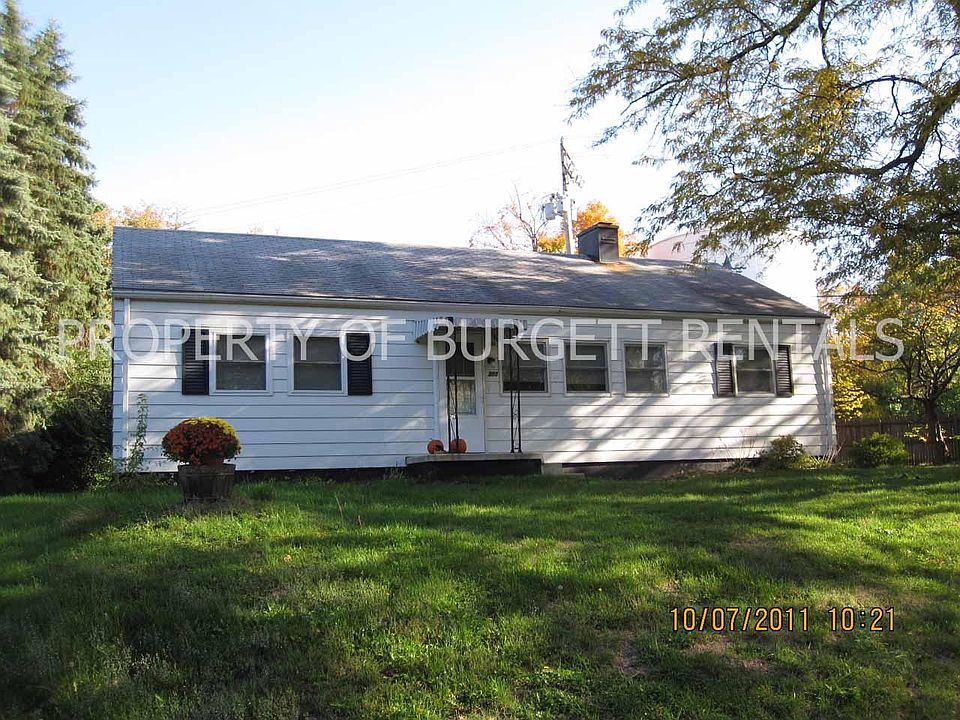 1st image of 300 Highland Dr